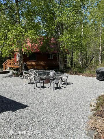 9000 N Palmer Fishhook Road, Palmer, AK 99645
