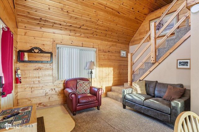 9000 N Palmer Fishhook Road, Palmer, AK 99645