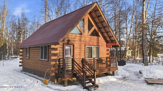 9000 N Palmer Fishhook Road, Palmer, AK 99645