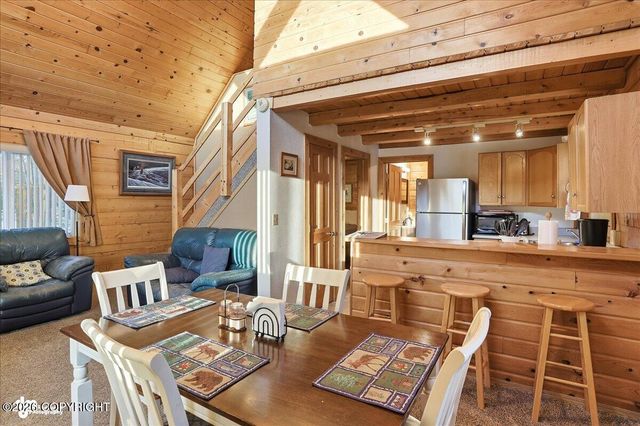 9000 N Palmer Fishhook Road, Palmer, AK 99645