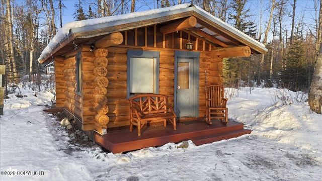 9000 N Palmer Fishhook Road, Palmer, AK 99645