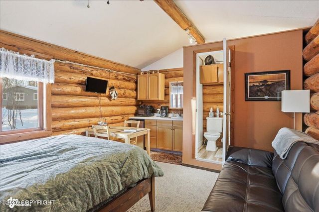 9000 N Palmer Fishhook Road, Palmer, AK 99645