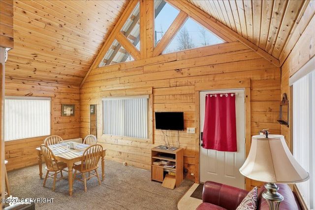 9000 N Palmer Fishhook Road, Palmer, AK 99645