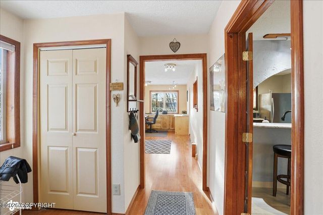 9000 N Palmer Fishhook Road, Palmer, AK 99645