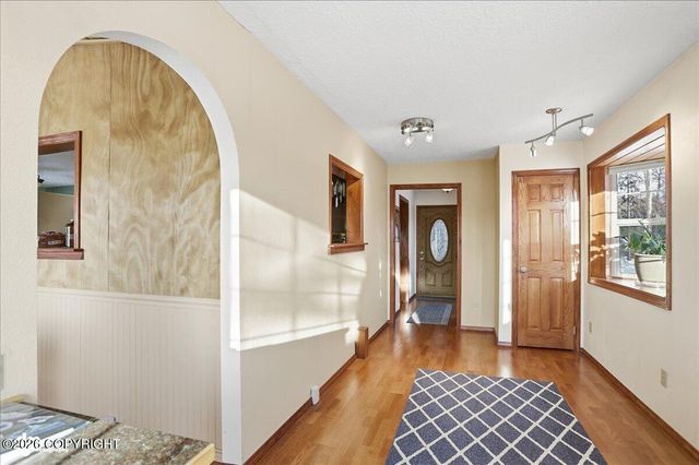 9000 N Palmer Fishhook Road, Palmer, AK 99645