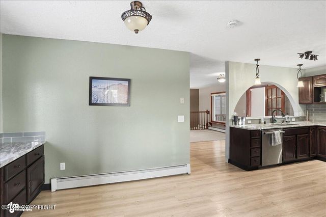 9000 N Palmer Fishhook Road, Palmer, AK 99645