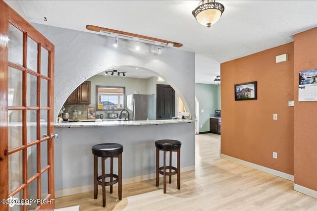 9000 N Palmer Fishhook Road, Palmer, AK 99645