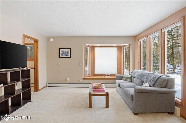 9000 N Palmer Fishhook Road, Palmer, AK 99645