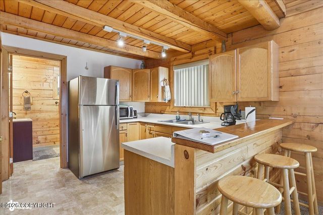 9000 N Palmer Fishhook Road, Palmer, AK 99645