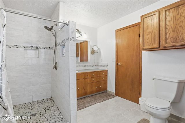 9000 N Palmer Fishhook Road, Palmer, AK 99645