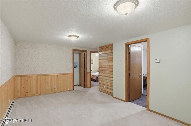 9000 N Palmer Fishhook Road, Palmer, AK 99645