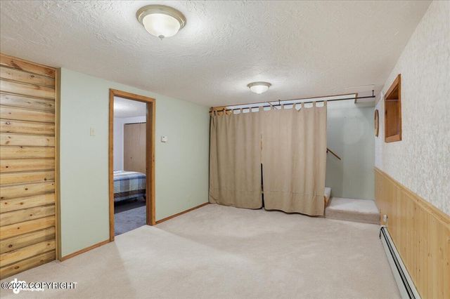 9000 N Palmer Fishhook Road, Palmer, AK 99645