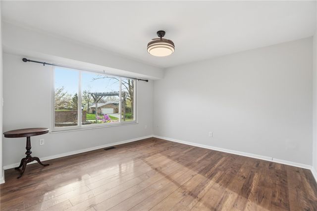 7521 Glenhurst Drive, Vandalia, OH 45414