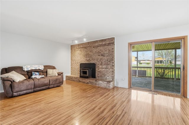 7521 Glenhurst Drive, Vandalia, OH 45414