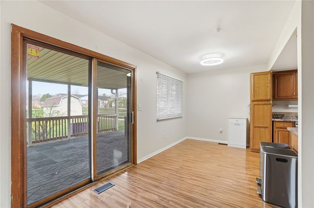 7521 Glenhurst Drive, Vandalia, OH 45414