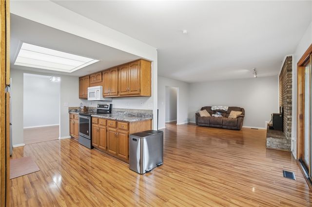 7521 Glenhurst Drive, Vandalia, OH 45414