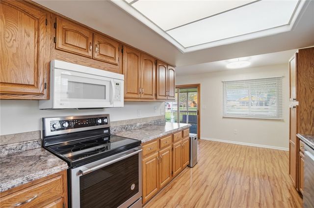 7521 Glenhurst Drive, Vandalia, OH 45414