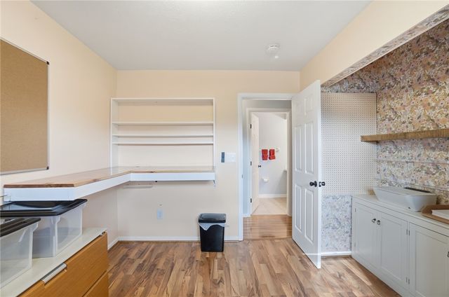 7521 Glenhurst Drive, Vandalia, OH 45414