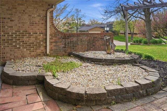 7521 Glenhurst Drive, Vandalia, OH 45414