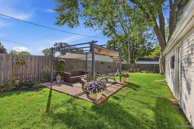 1618 Englewood Avenue, Royal Oak, MI 48073