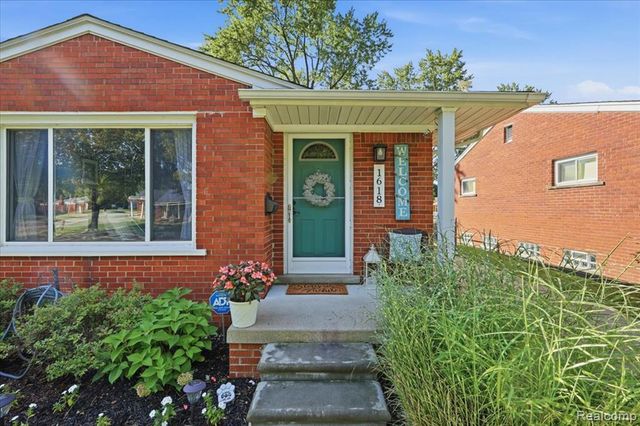 1618 Englewood Avenue, Royal Oak, MI 48073