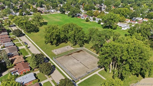 1618 Englewood Avenue, Royal Oak, MI 48073