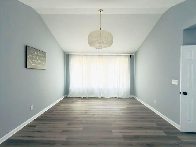 552 Glen Level Circle, Sugar Hill, GA 30518