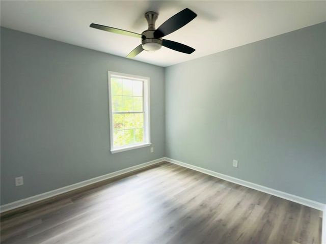 552 Glen Level Circle, Sugar Hill, GA 30518