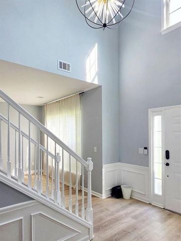 552 Glen Level Circle, Sugar Hill, GA 30518