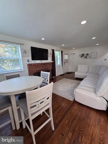 6607 HANSFORD ST, District Heights, MD 20747