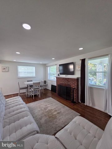 6607 HANSFORD ST, District Heights, MD 20747