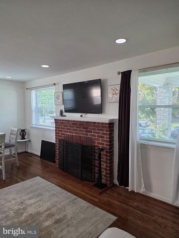 6607 HANSFORD ST, District Heights, MD 20747