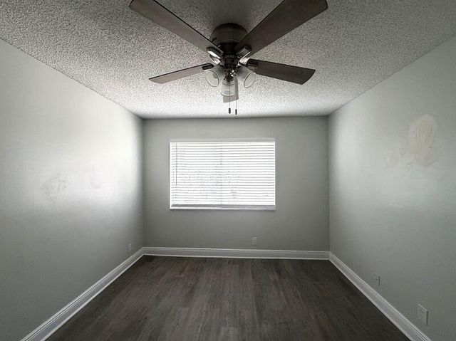 5612 ROCK ISLAND Road 172, Tamarac, FL 33319