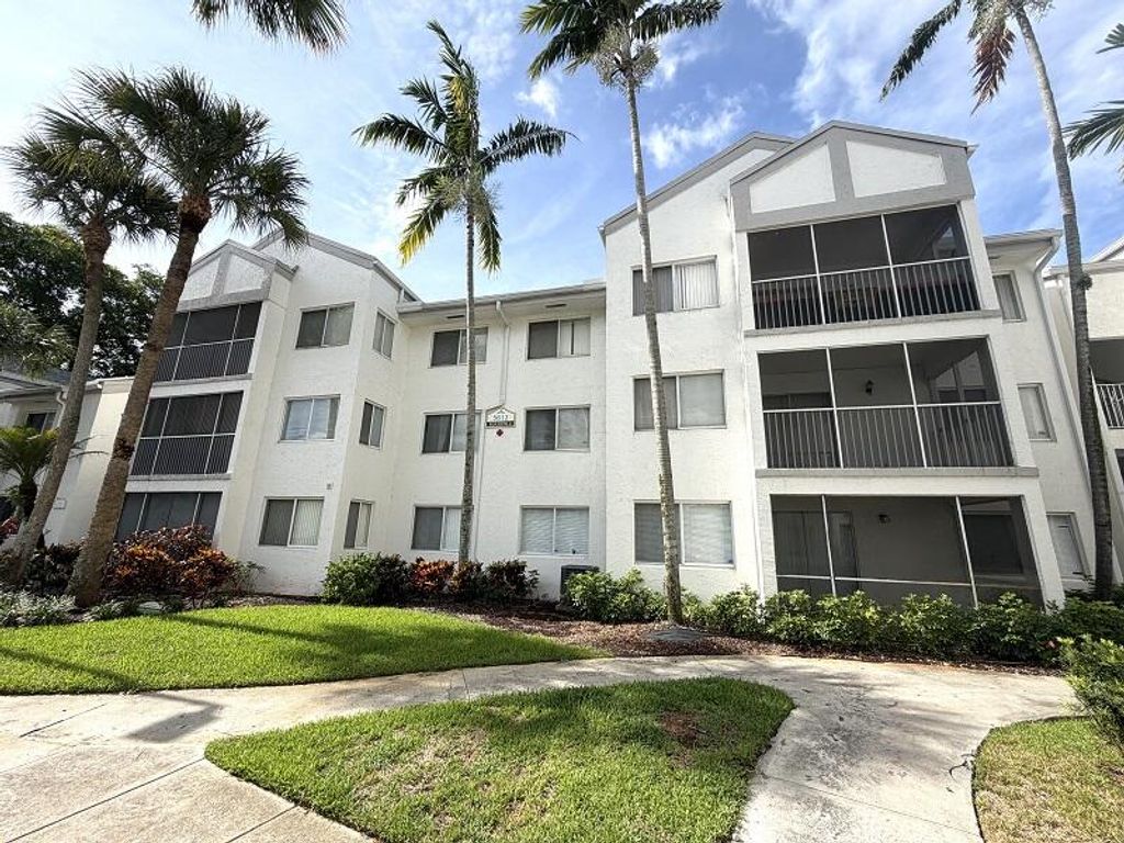 5612 ROCK ISLAND Road 172, Tamarac, FL 33319