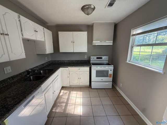 3408 Glen Park Drive NW, Huntsville, AL 35810