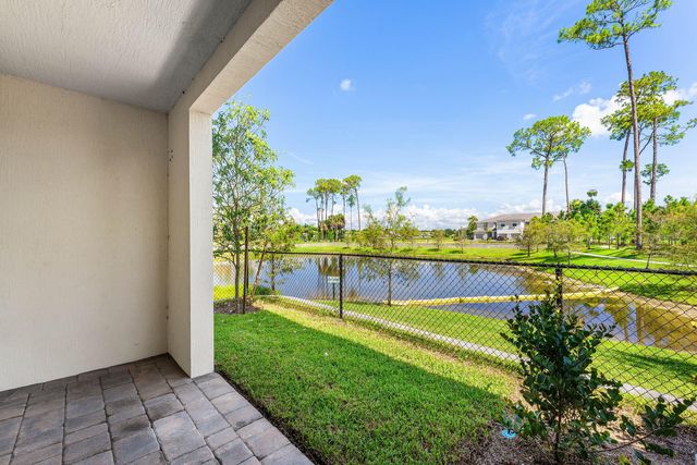 157 LAKESIDE LANDING Court, Royal Palm Beach, FL 33411
