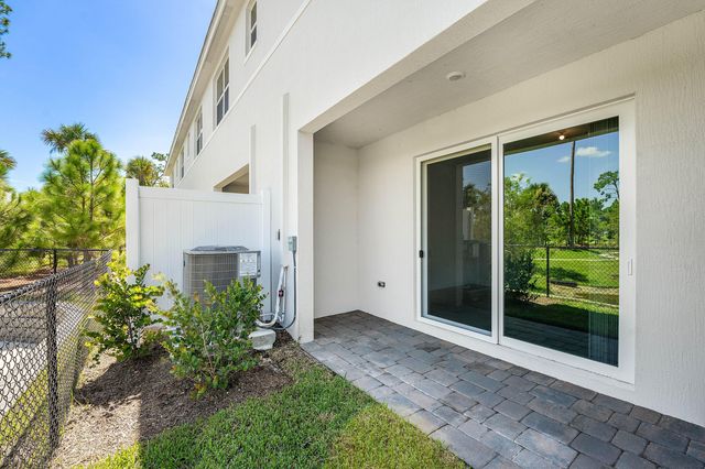 157 LAKESIDE LANDING Court, Royal Palm Beach, FL 33411