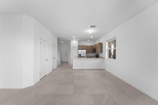 157 LAKESIDE LANDING Court, Royal Palm Beach, FL 33411