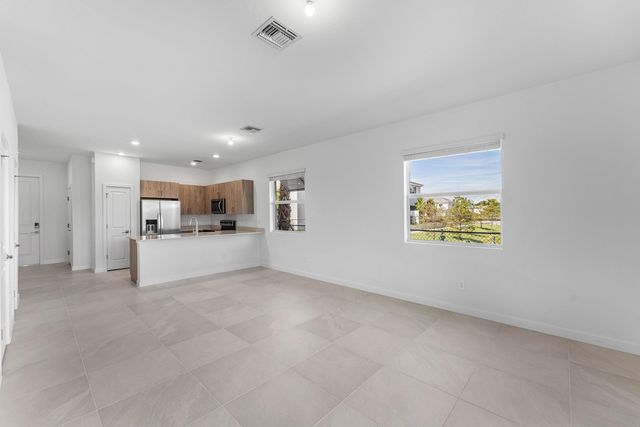 157 LAKESIDE LANDING Court, Royal Palm Beach, FL 33411