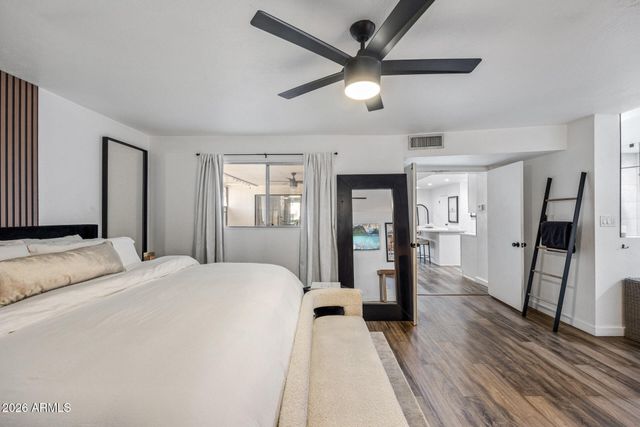 5977 E THOMAS Road, Scottsdale, AZ 85251