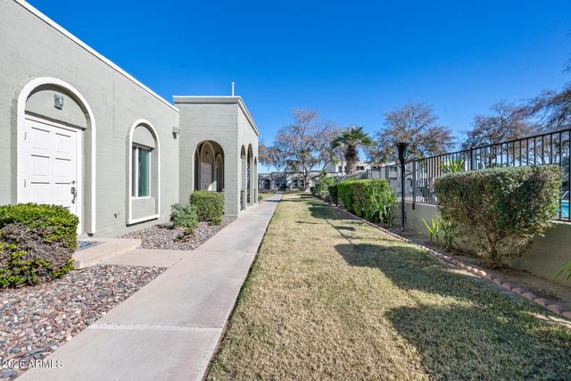 5977 E THOMAS Road, Scottsdale, AZ 85251