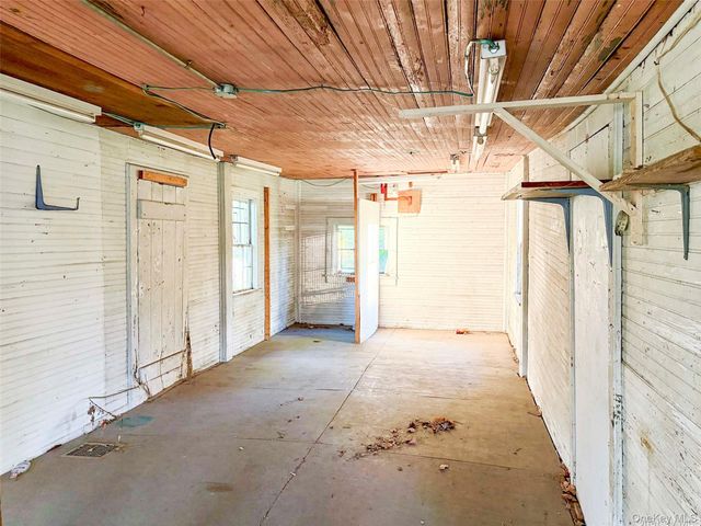 7077 Route 209, Kerhonkson, NY 12446
