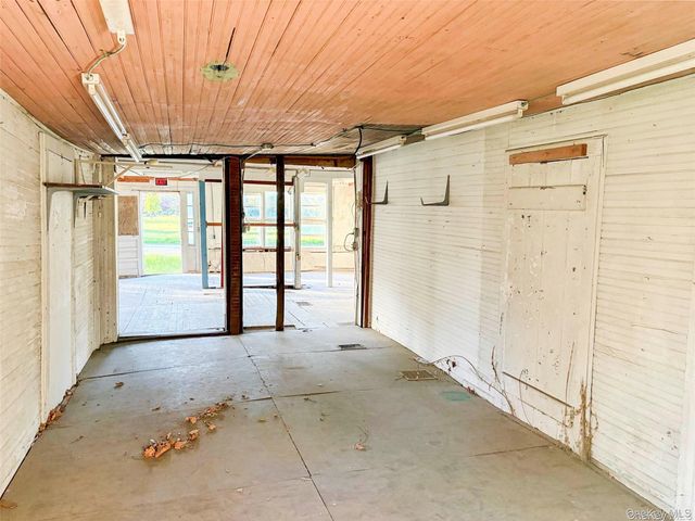 7077 Route 209, Kerhonkson, NY 12446