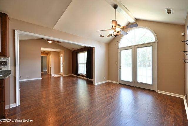 7804 Fern Gardens Way, Louisville, KY 40291