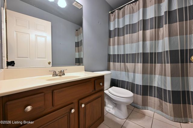 7804 Fern Gardens Way, Louisville, KY 40291
