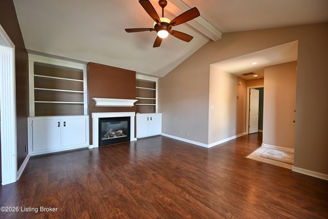 7804 Fern Gardens Way, Louisville, KY 40291