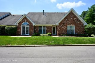 7804 Fern Gardens Way, Louisville, KY 40291