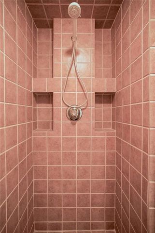 11805 E 213th Court, Peculiar, MO 64078