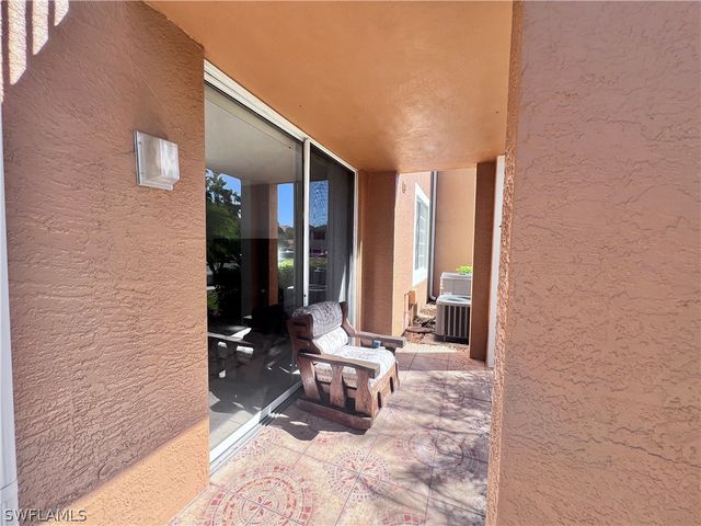 1240 Wildwood Lakes BLVD N 101, Naples, FL 34104