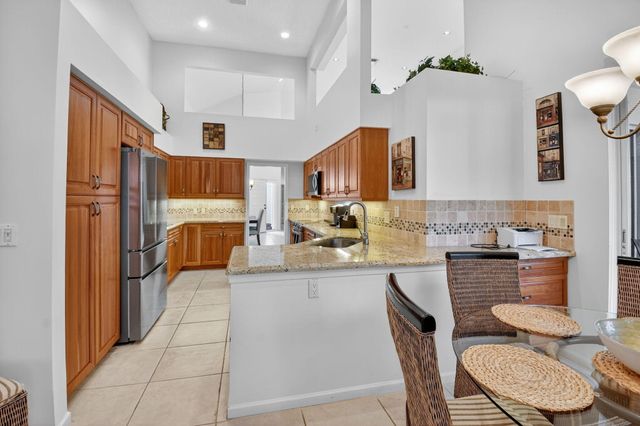 6657 NW 25th Way, Boca Raton, FL 33496